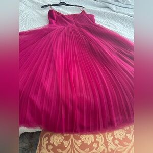 Monique Lhuillier Fuchsia Pleated dress